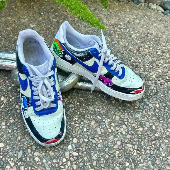 Nike's Mens Air Force One Custom Hand Painted Sneakers CW2288-11 Size 10 - Picture 1 of 10